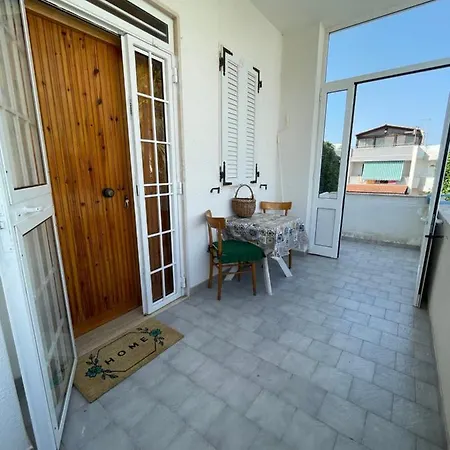 Casita Luzmila Apartment