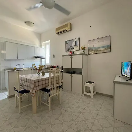 Apartment Casita Luzmila Torre Canne